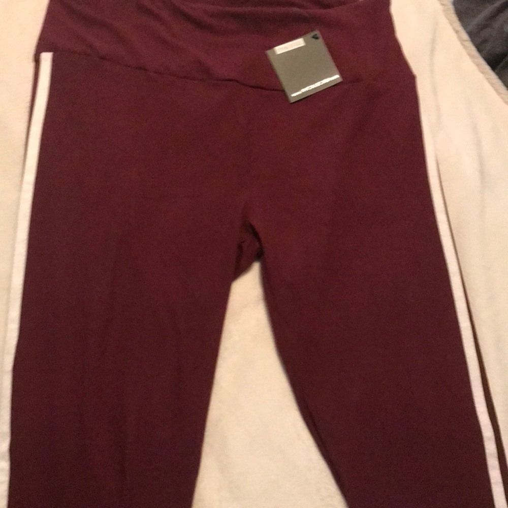 VIV Collection Capri Pants